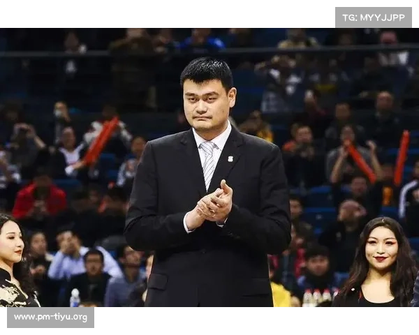 姚明再夺MVP,篮球传奇继续闪耀 姚明再夺MVP,篮球传奇继续闪耀